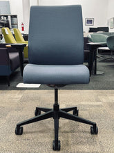 Load image into Gallery viewer, Steelcase V1 Think Office Chair (Link Blue/Black)